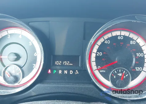 2018 Dodge Grand Caravan Sxt z USA, uszkodzony, nr VIN 2C4RDGCG5JR328714